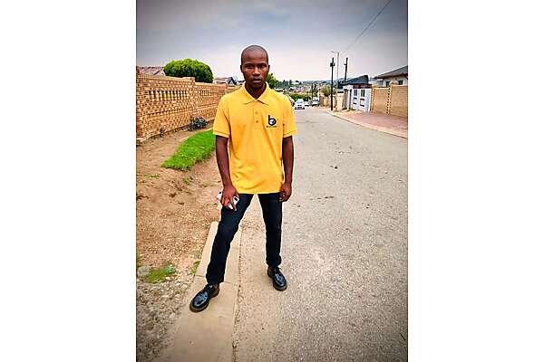 Lehlohonolo Sefume photo